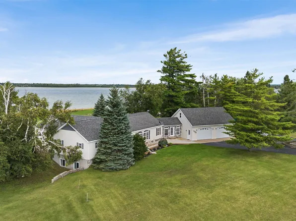 1232 N Lofgren Shores Dr, Cheboygan, MI 49721