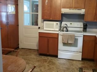 17 Jenkins Ave, Pennsville, NJ 08070