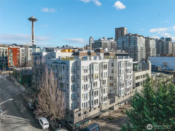 3028 Western Avenue #110, Seattle, WA 98121