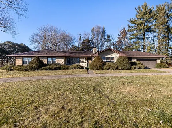 5501 Old Highway Rd, Dubuque, IA 52002