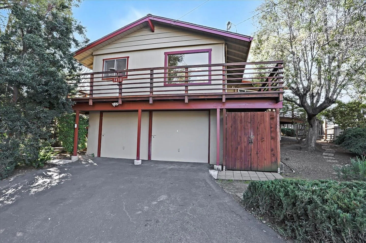 3438 Glamorgan Ct photo 1