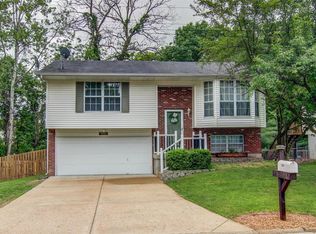 1208 Walnut Dr, Arnold, MO 63010