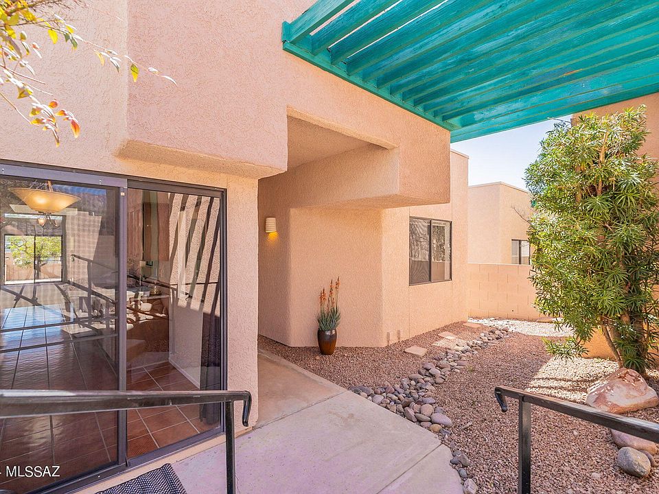 1st image of 4990 N Valle