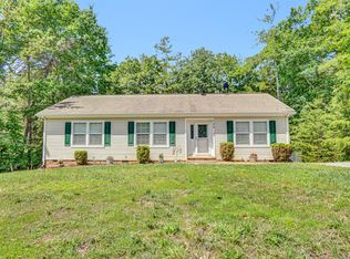 140 Circle View St, Rocky Mount, VA 24151