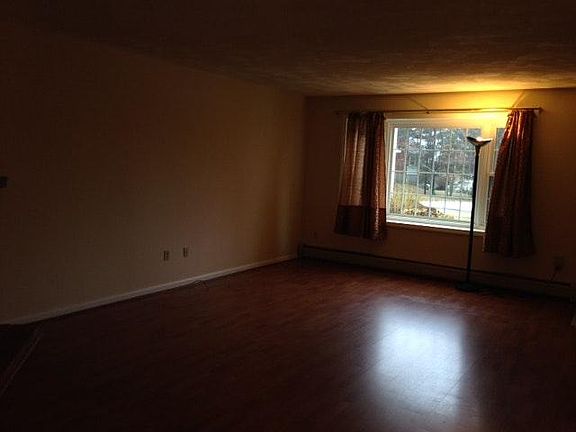 Living room 2
