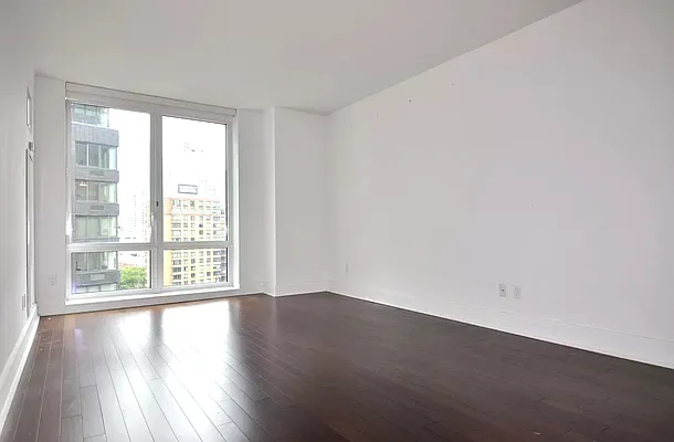 Rented by Compass | media 12