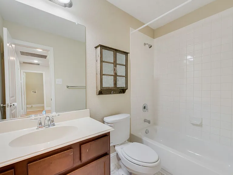 2629 Chambers Dr — Photo 18