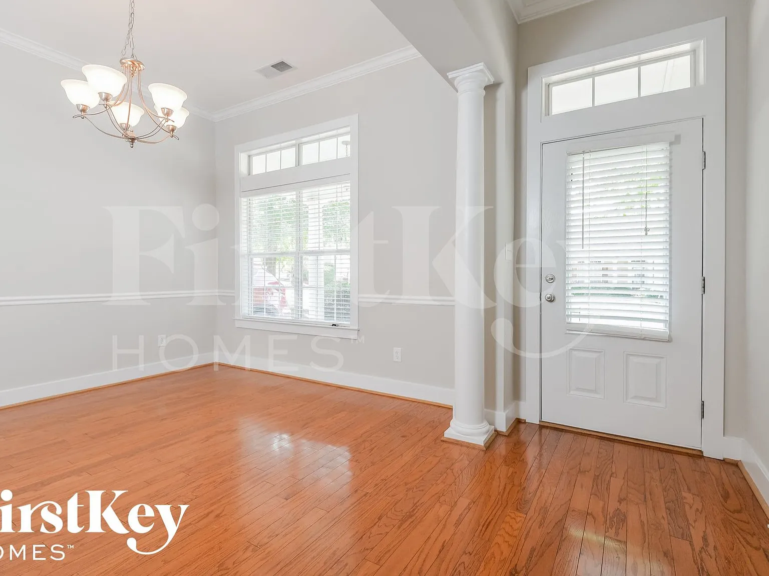 3 bed, 2.5 bath, 2171 sqft, $2,510 — Photo 3