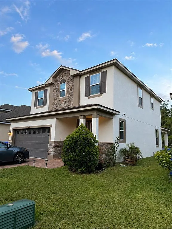 3 bed, 2.5 bath, 1860 sqft, $3,000 — Photo 2