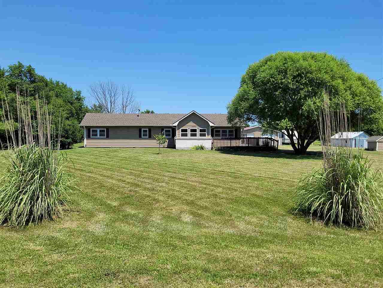 11074 SW Carmon Rd, Augusta, KS 67010 | Zillow