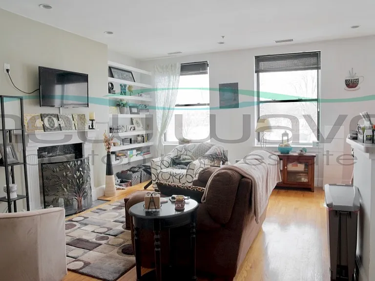 1102 Boylston St #3 — Photo 6