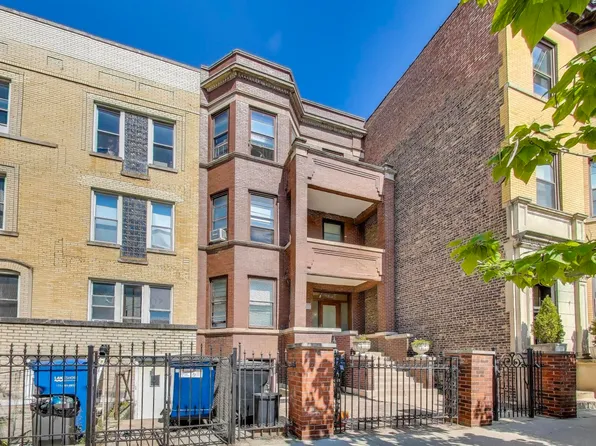 718 W Cornelia Ave, Chicago, IL 60657