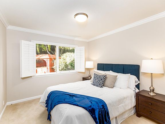 4th image of 425 Santa Mesa Dr