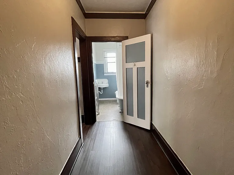 914 S 5th St #26 — Photo 8