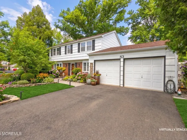 53 Maxwell Lane, Manalapan, NJ 07726