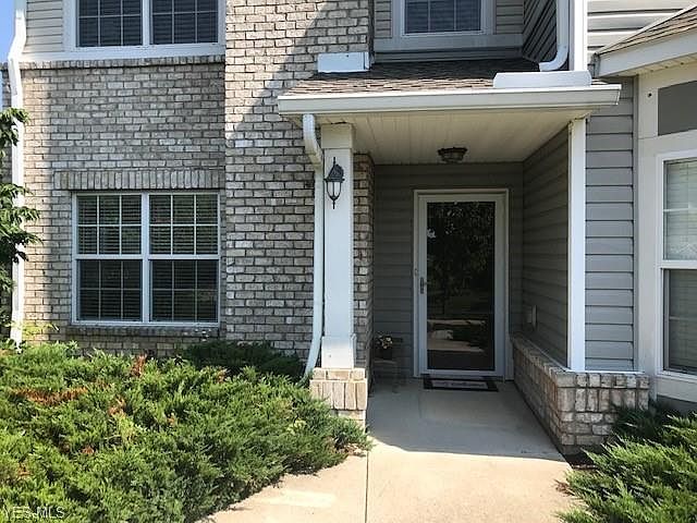 1st image of 522 Robinwood Ln #522A