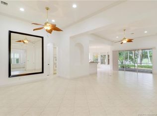 736 SW Pebble Ln, Palm City, FL 34990