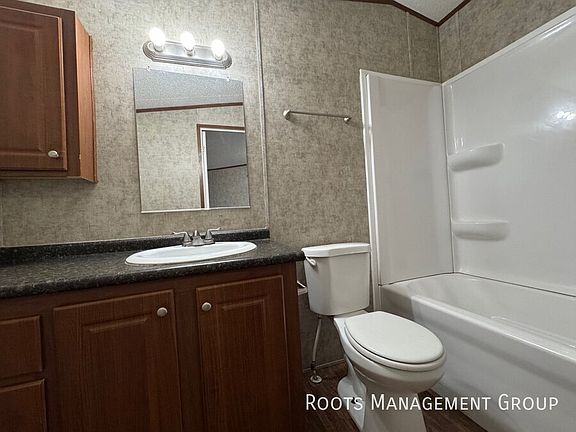 4th image of 3707 E Us Business #83-234-234