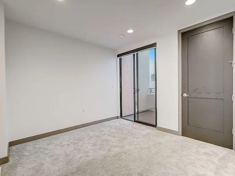 3821 W Avenue 43 — Photo 9