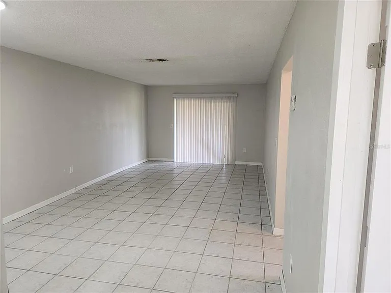 9831 Grace Dr — Photo 6