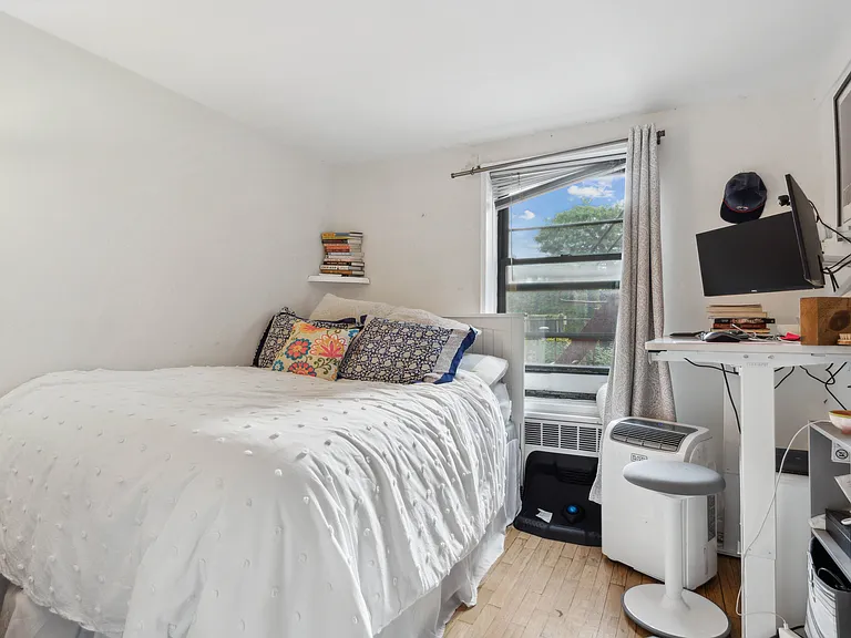 165 Christopher St #2DD — Photo 3