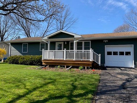 2nd image of 31 Westwood Dr