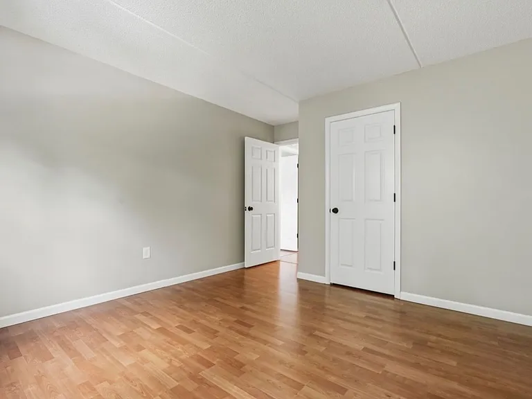 22F Maple Crest Cir — Photo 2