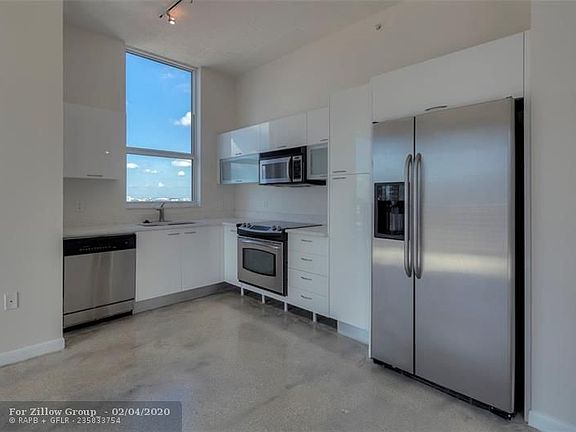 5th image of 133 NE 2nd Ave APT 2619