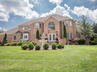 600 Derose Ln, Freehold, NJ 07728