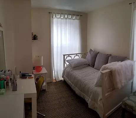 Rented by Blana LLC | media 11