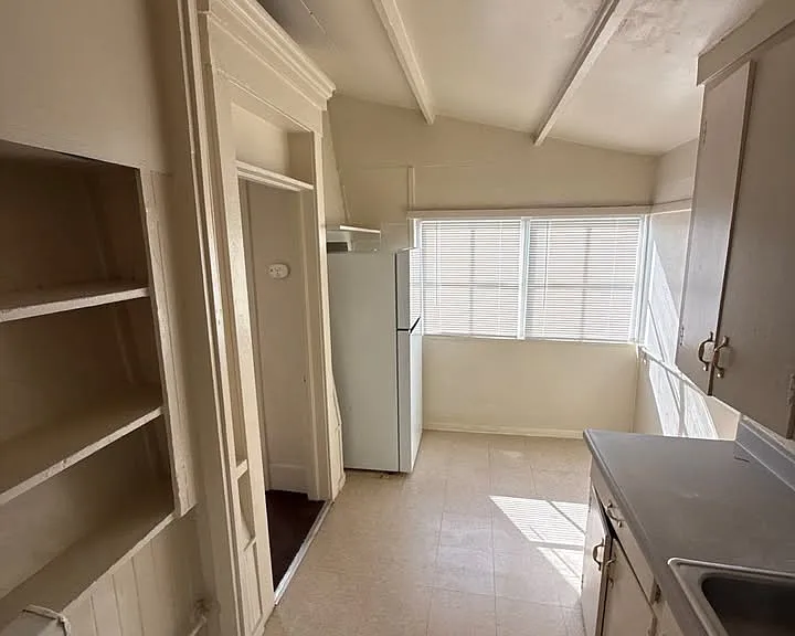 3049 Lime St #3 — Photo 2