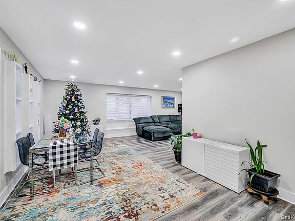 4th image of 15 Drake Avenue