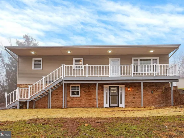 1460 Yocumtown Rd, Etters, PA 17319