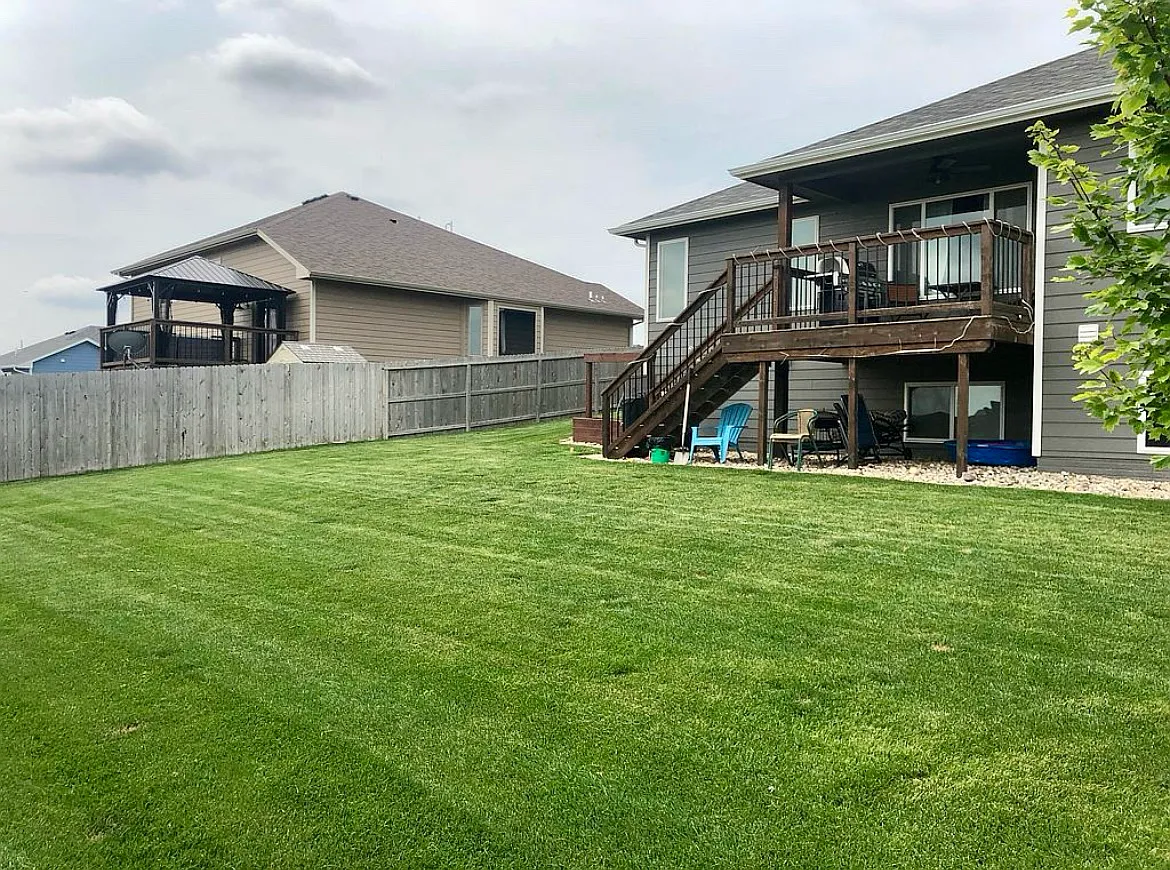 3700 S Infield Ave — Photo 4