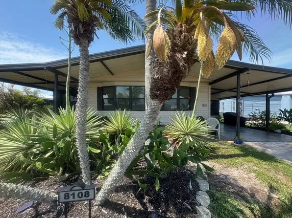 8108 Lakeshore Dr, Ellenton, FL 34222