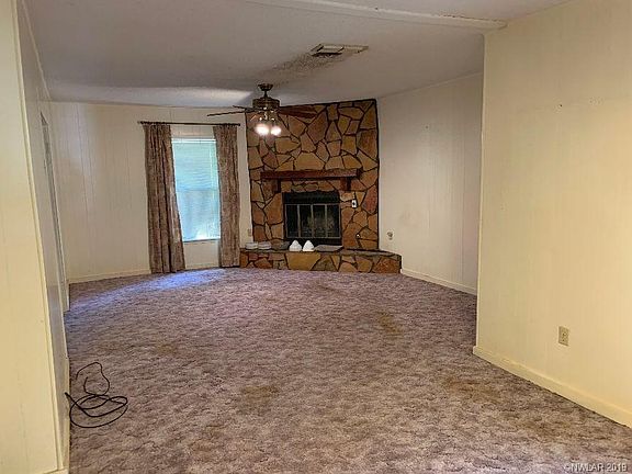 3rd image of 1101 Fullilove Dr