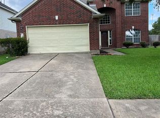 202 Angela Ln, Stafford, TX 77477