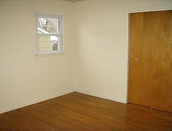 2nd image of 743 Coolidge Ave