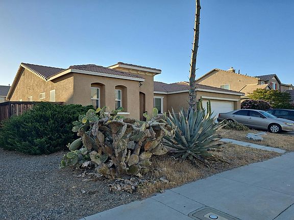 3rd image of 10975 Mesa Linda St