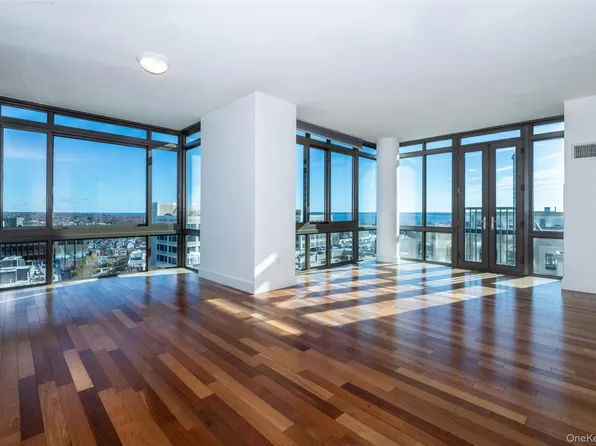 175 Huguenot St Unit 1402, New Rochelle, NY 10801