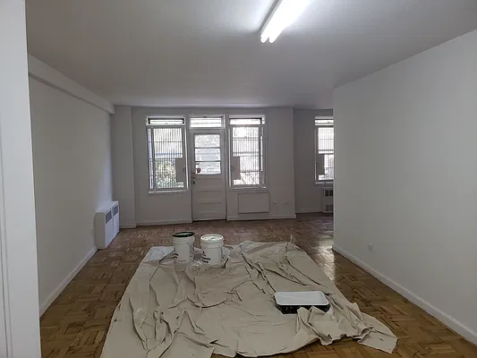 Rented by Mahzari Realty Inc | media 4