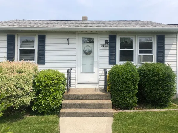 23 John St, Narragansett, RI 02882