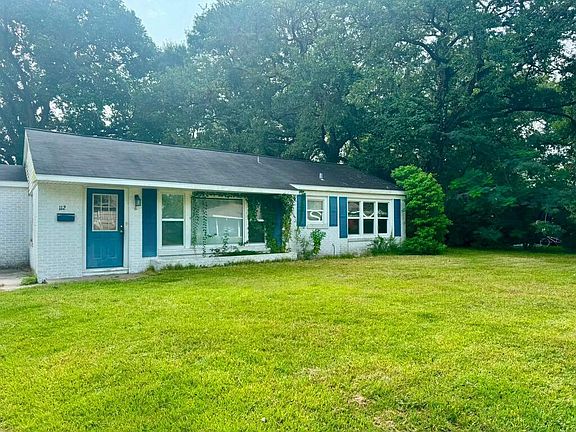 3rd image of 112 Creel Ln
