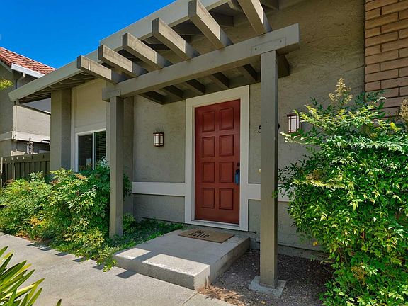 2nd image of 5629 Strawflower Ln