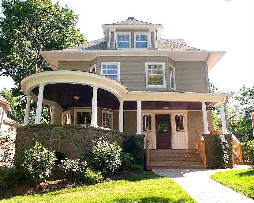 Beautiful condo in Grand Montclair Home