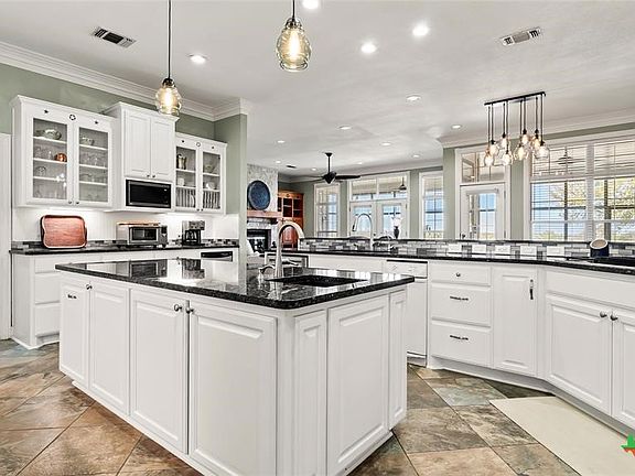 5th image of 948 Upper Elgin River Rd