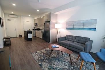 Living room/ kitchen