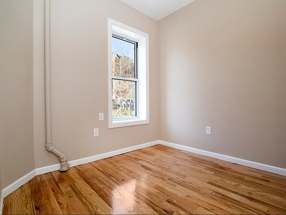 4th image of 264 E 2nd St #12A