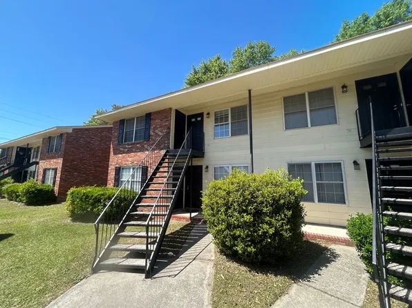 925 Glenn St APT 6, West Columbia, SC 29169