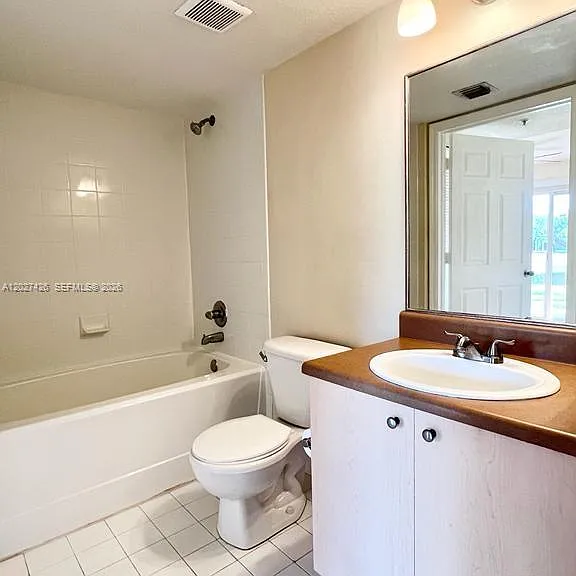 4220 San Marino Blvd #104 — Photo 16